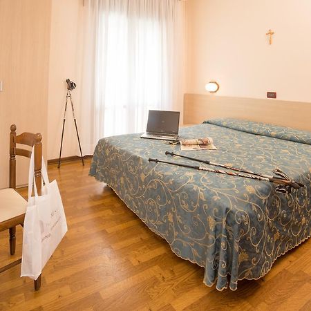 Hotel Trevi Lido di Jesolo Habitación foto